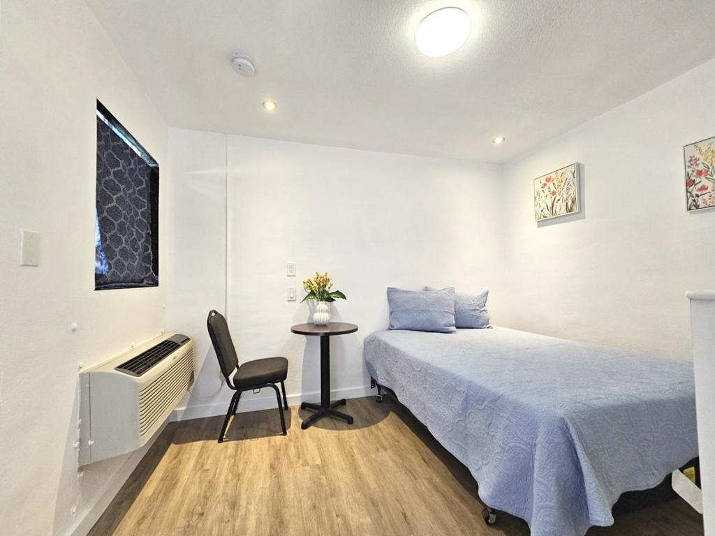 Sunrise Inn Inyokern Екстер'єр фото