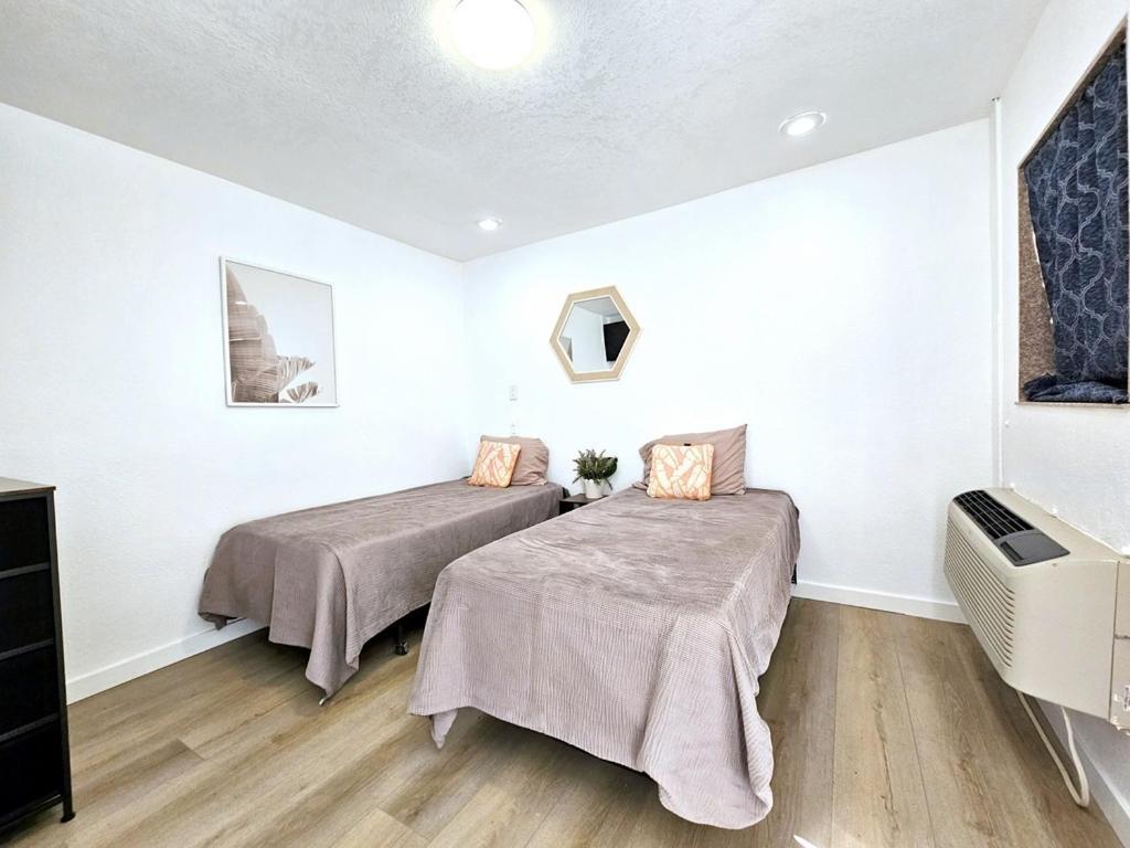Sunrise Inn Inyokern Екстер'єр фото